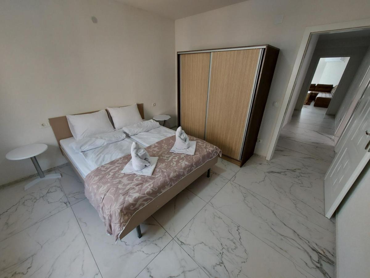 ביטולה Unique Apartmens City Center מראה חיצוני תמונה