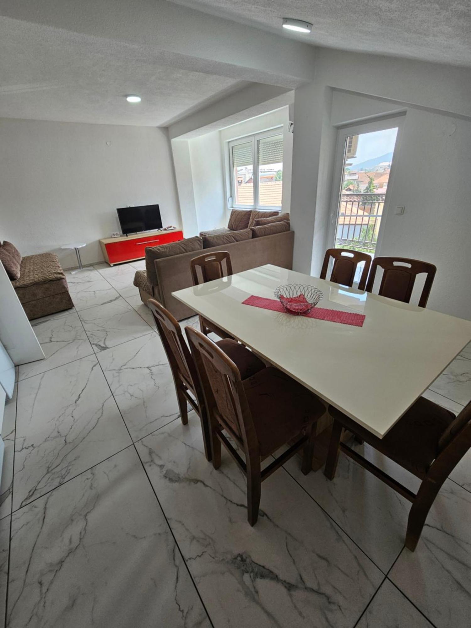 ביטולה Unique Apartmens City Center מראה חיצוני תמונה