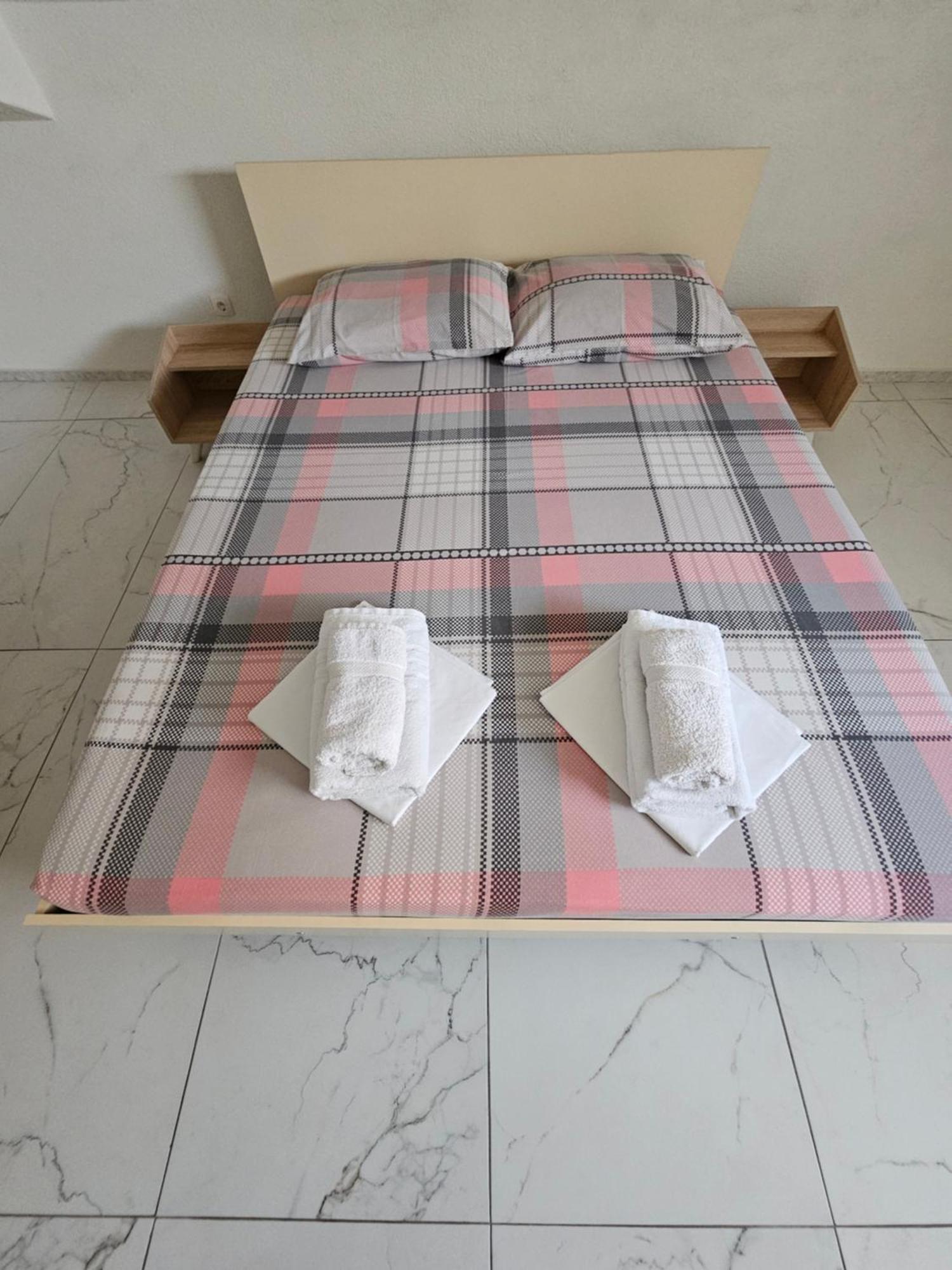 ביטולה Unique Apartmens City Center מראה חיצוני תמונה