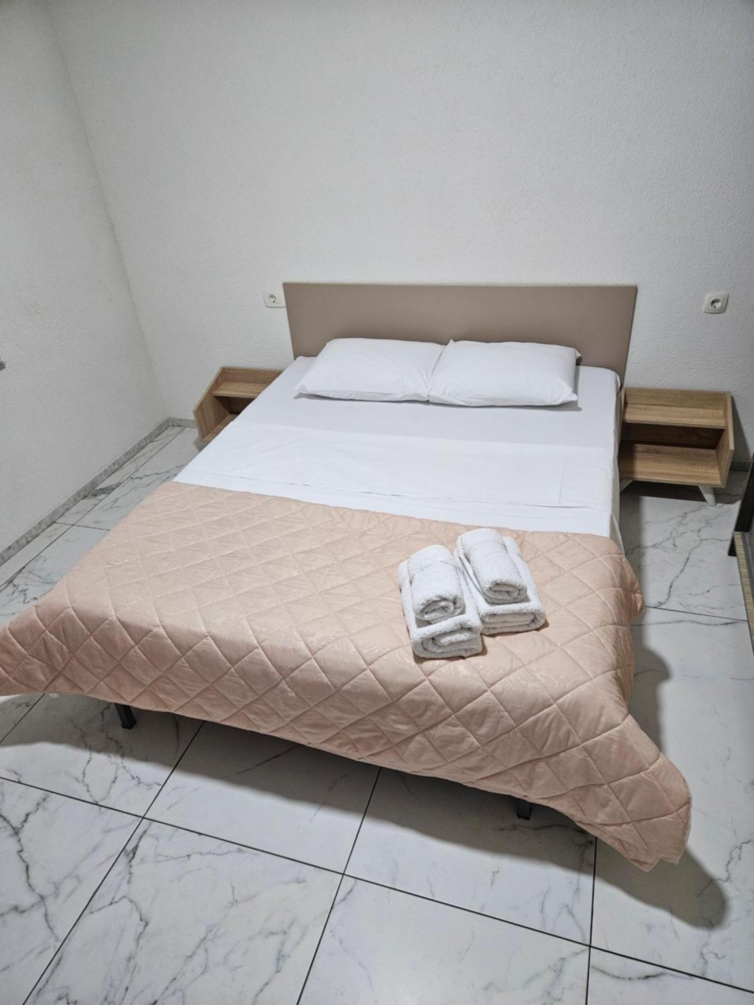 ביטולה Unique Apartmens City Center מראה חיצוני תמונה